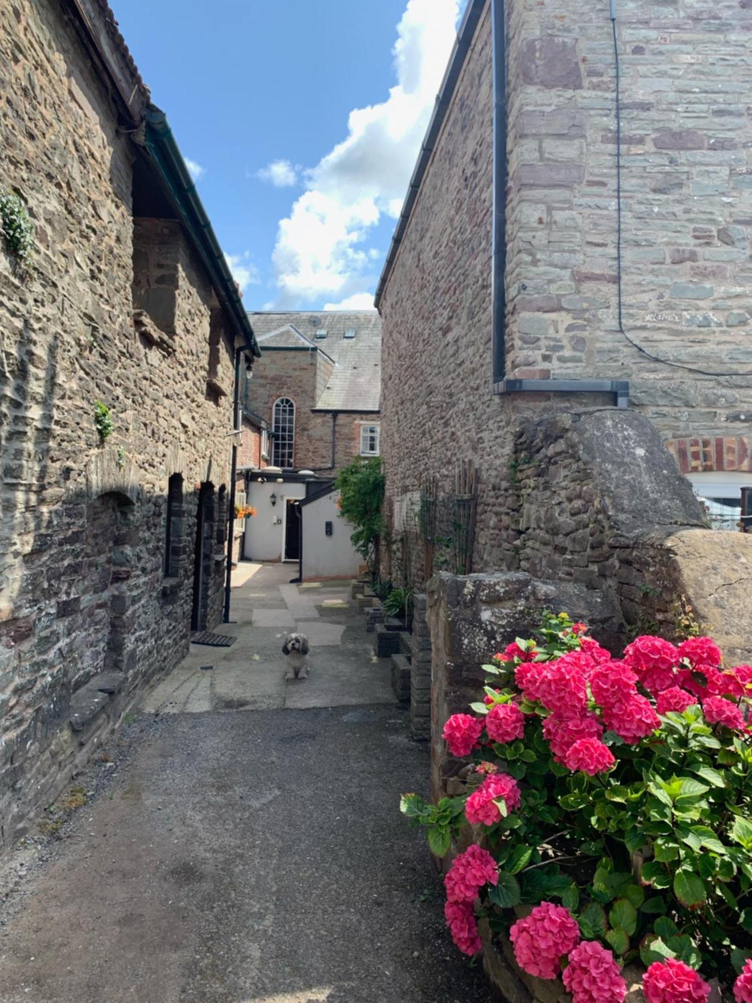 The Beacons Guest House Brecon Exterior photo